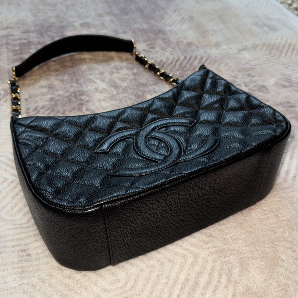 Chanel Black Quilted Leather Shoulder Bag